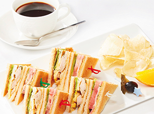 TEA ROOM 蔷薇窗